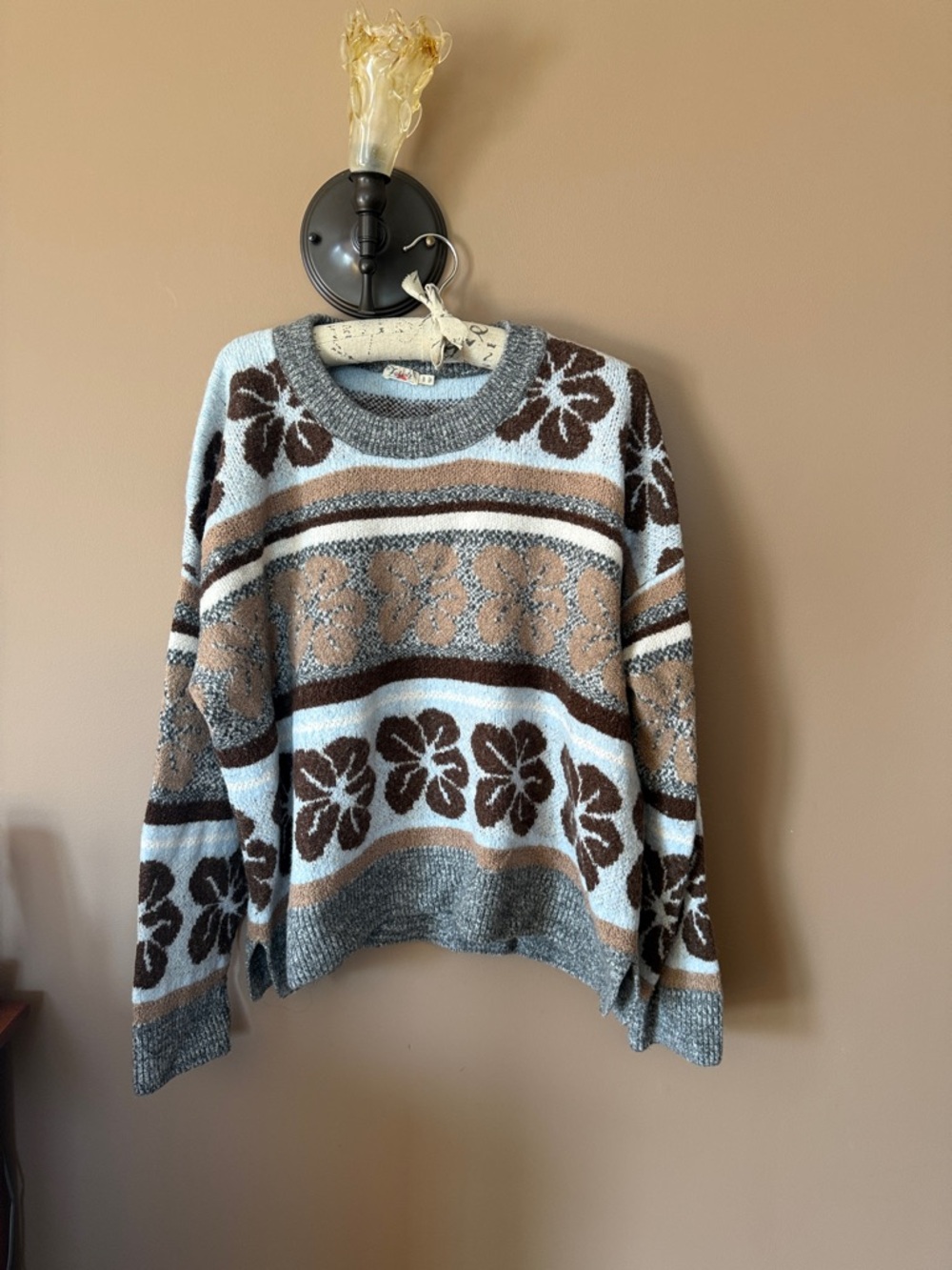 Faherty Topanga Canyon  Crew Sweater in Light Blue and Brown